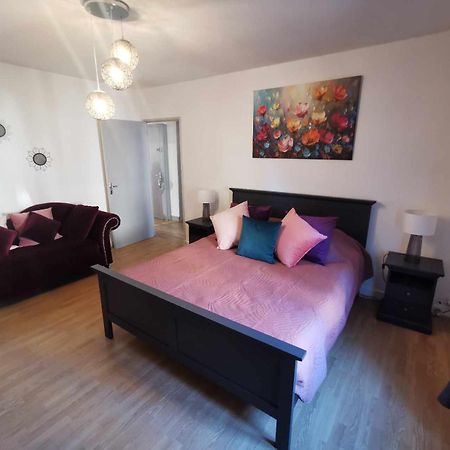 אמבר Bel Appartement De 1 A 7 Personnes מראה חיצוני תמונה